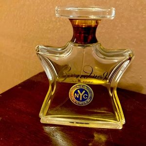 Bond no.9 New Haarlem. Bottle opened, used tester.